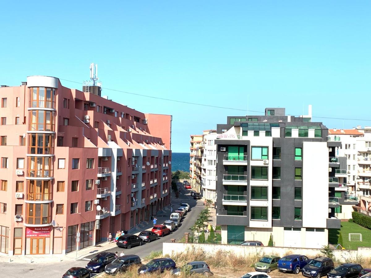 Sunny Days Luxury Apartment Pomorie Esterno foto