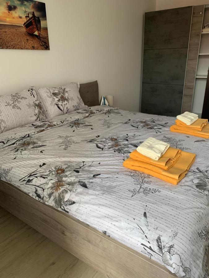 Sunny Days Luxury Apartment Pomorie Esterno foto